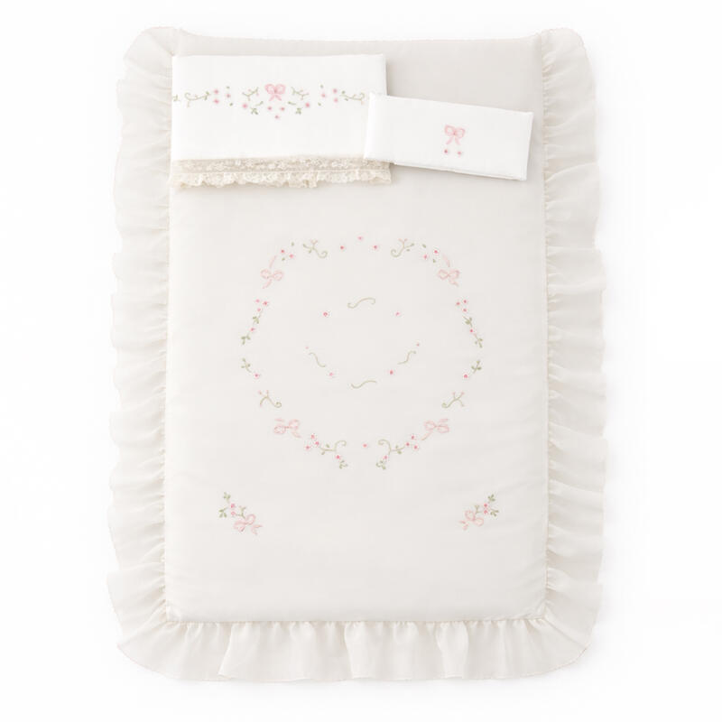 COMPOSE CULLA RICAMATO 4 PEZZI BuyBuy24 Abbilgiamento e Biancheria