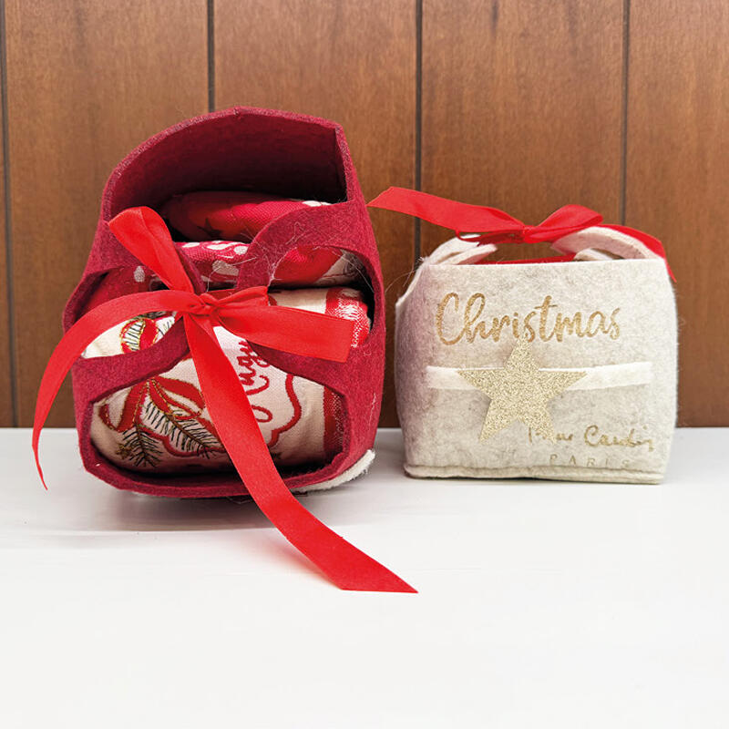 CONFEZIONE REGALO IN FELTRO SET 1+1 PRESINA+STROFINACCIO BuyBuy24 Abbilgiamento e Biancheria